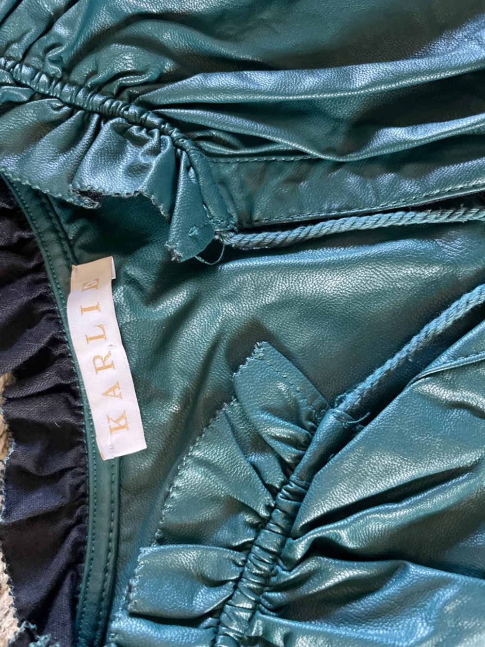Karlie Emerald Green Jewel Tone Vegan Leather Versatile Coordinated Set - Picture 7 of 9